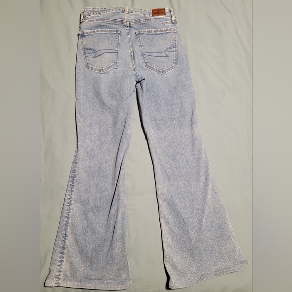 American Eagle Outfitters Light Blue Flare Jeans - Picture 2 of 4